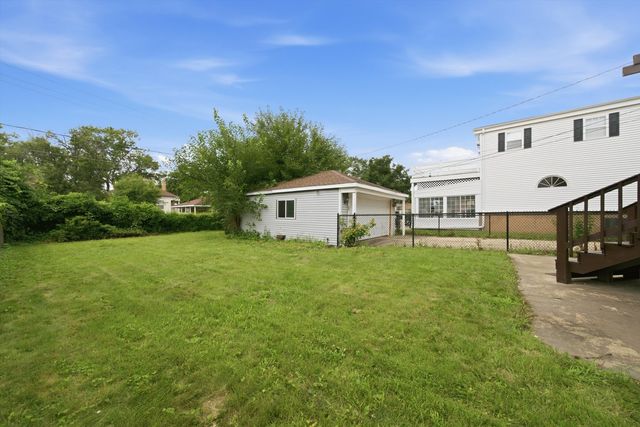 1446 Manchester Avenue, Westchester, IL 60154