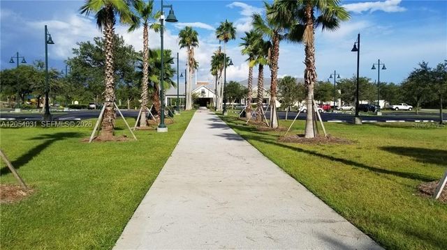 23 Cottagemaid Street, North Port, FL 34288