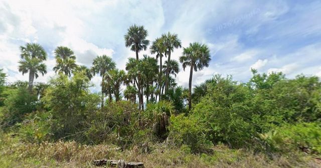 23 Cottagemaid Street, North Port, FL 34288