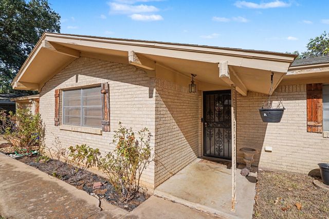 1553 Montclair Drive, Fort Worth, TX 76103