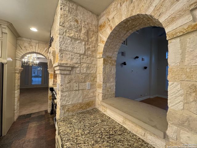 10118 MISSION CRK, Converse, TX 78109