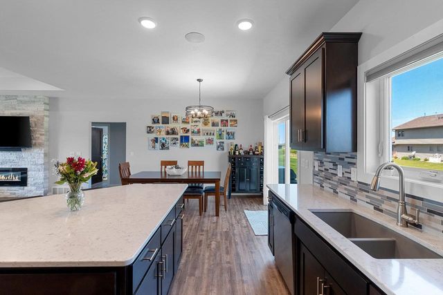 182 MEADOWLARK LANE, Luxemburg, WI 54217