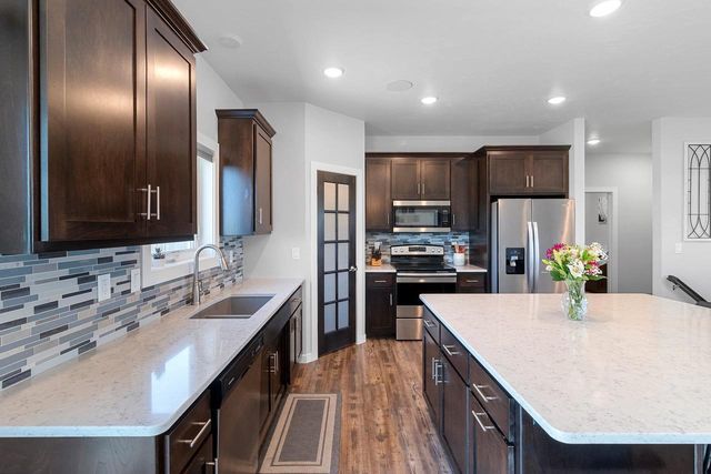 182 MEADOWLARK LANE, Luxemburg, WI 54217