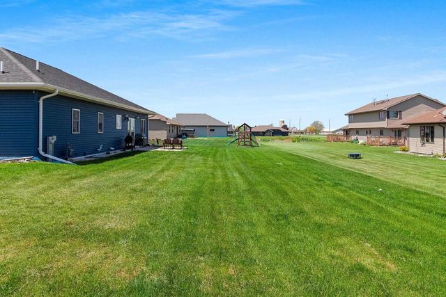 182 MEADOWLARK LANE, Luxemburg, WI 54217