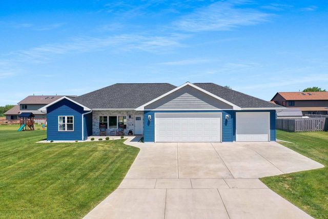 182 MEADOWLARK LANE, Luxemburg, WI 54217