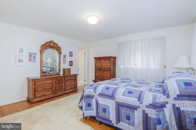 5408 SURREY ST, Chevy Chase, MD 20815