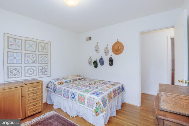5408 SURREY ST, Chevy Chase, MD 20815