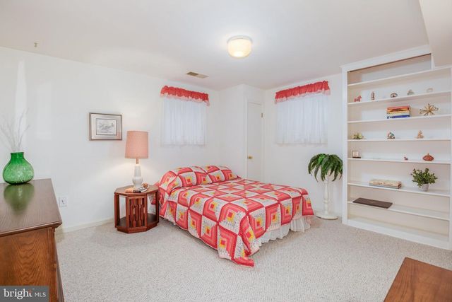 5408 SURREY ST, Chevy Chase, MD 20815