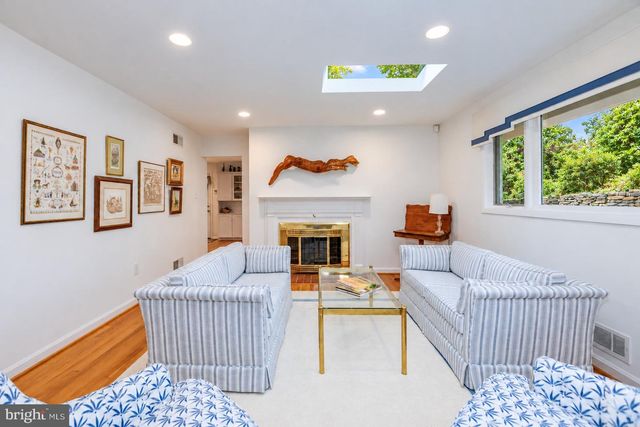 5408 SURREY ST, Chevy Chase, MD 20815