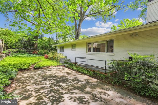 5408 SURREY ST, Chevy Chase, MD 20815