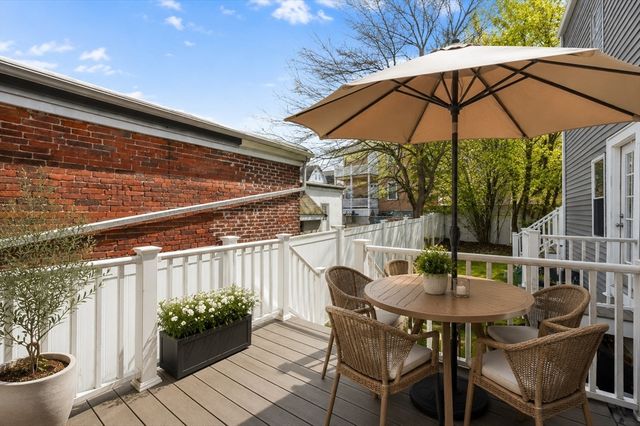 239 Boston Ave 1, Medford, MA 02155