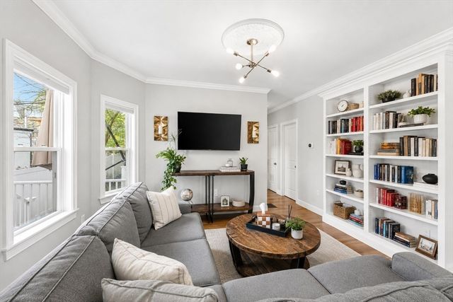 239 Boston Ave 1, Medford, MA 02155