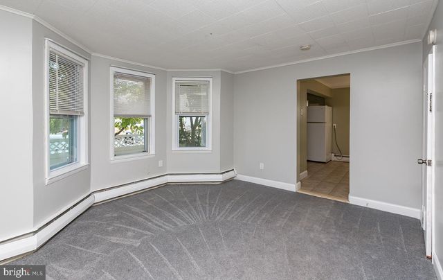 334 E CONESTOGA RD, Wayne, PA 19087