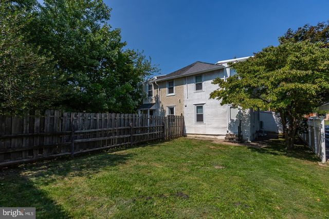 334 E CONESTOGA RD, Wayne, PA 19087