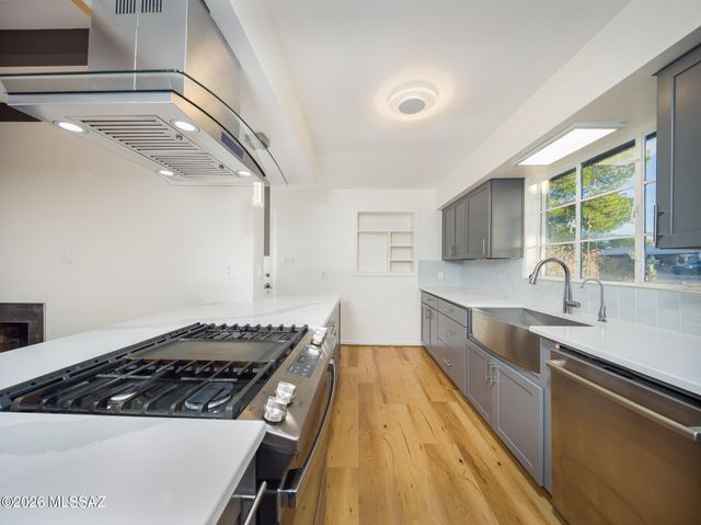 4033 E 3rd Street, Tucson, AZ 85711