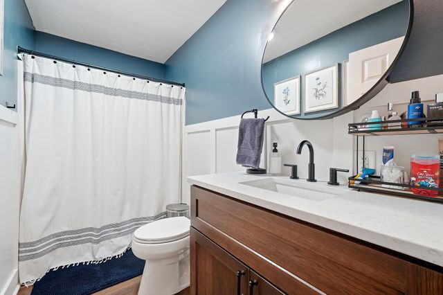 252 Woodmire Drive, Milton, WV 25541