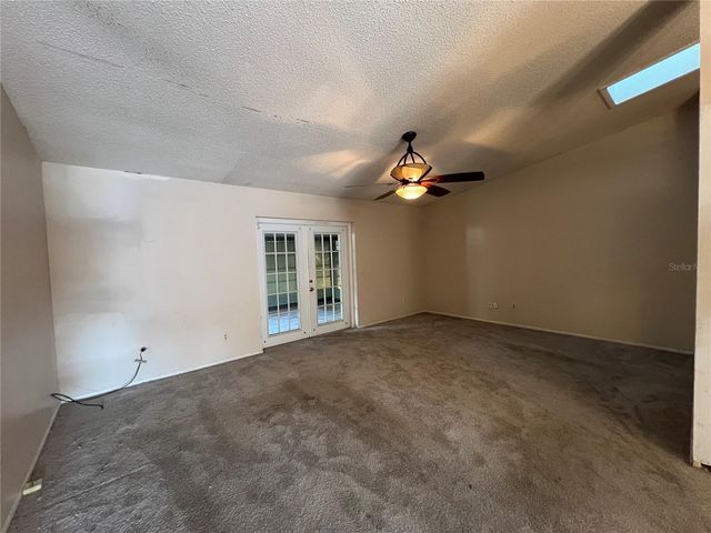 124 CLEAR LAKE CIRCLE, Sanford, FL 32773
