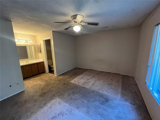 124 CLEAR LAKE CIRCLE, Sanford, FL 32773