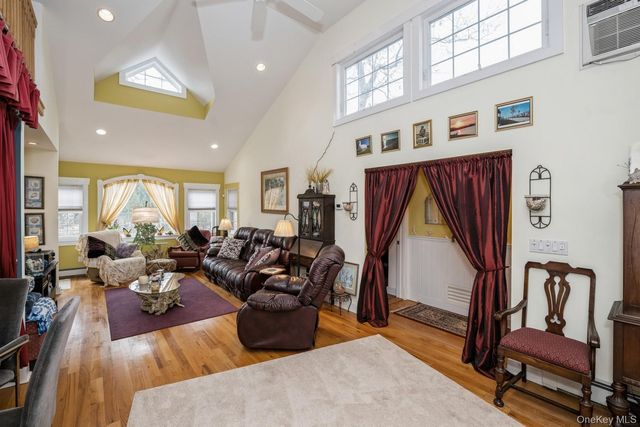 229 Springville Road, Hampton Bays, NY 11946
