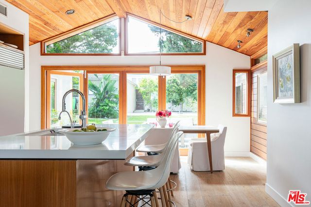 1413 Ashland Avenue, Santa Monica, CA 90405