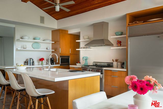 1413 Ashland Avenue, Santa Monica, CA 90405