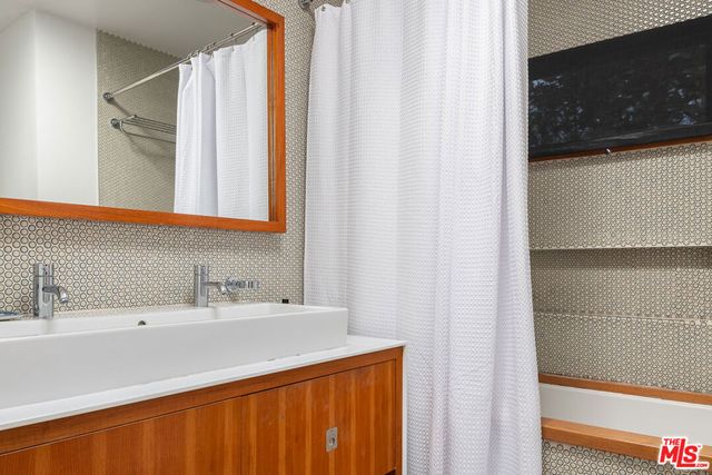 1413 Ashland Avenue, Santa Monica, CA 90405