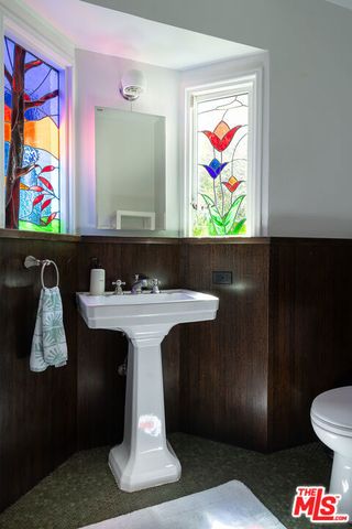 1413 Ashland Avenue, Santa Monica, CA 90405