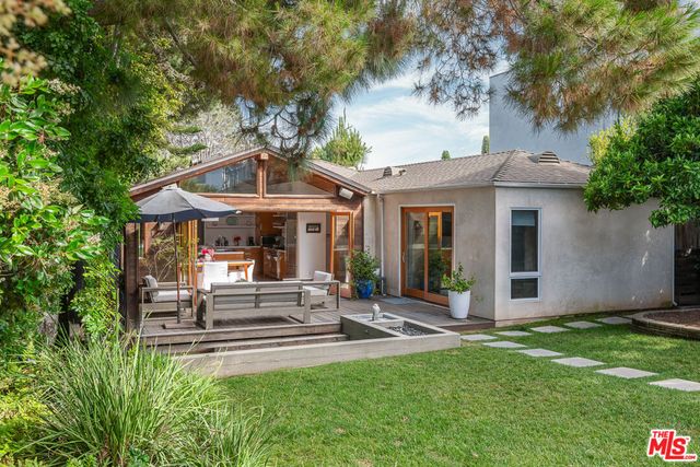 1413 Ashland Avenue, Santa Monica, CA 90405