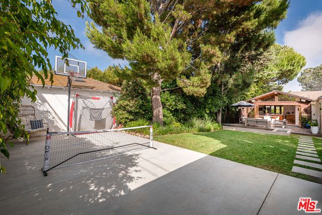 1413 Ashland Avenue, Santa Monica, CA 90405