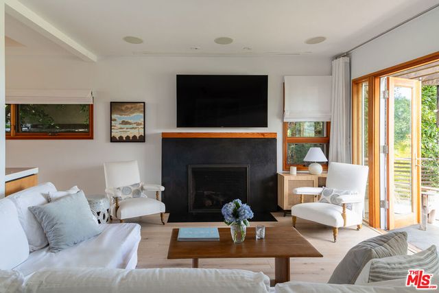 1413 Ashland Avenue, Santa Monica, CA 90405