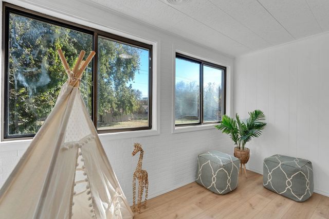 1712 S Lulu, Wichita, KS 67211