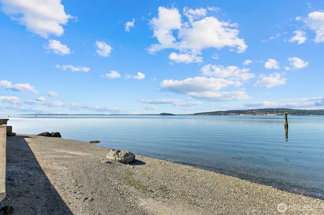 875 Milan Lane, Camano Island, WA 98282