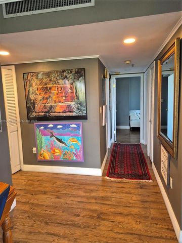 4001 Hillcrest Dr 416, Hollywood, FL 33021