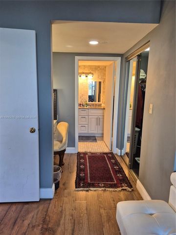 4001 Hillcrest Dr 416, Hollywood, FL 33021