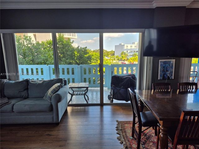 4001 Hillcrest Dr 416, Hollywood, FL 33021