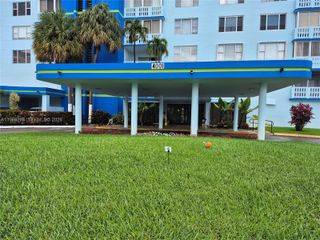 4001 Hillcrest Dr 416, Hollywood, FL 33021
