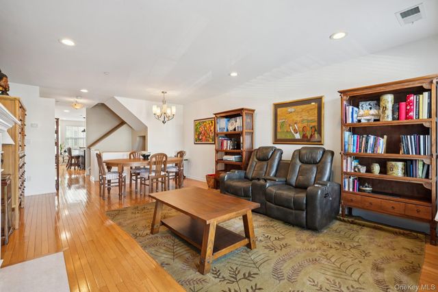 3 Bridge Lane, Haverstraw, NY 10927