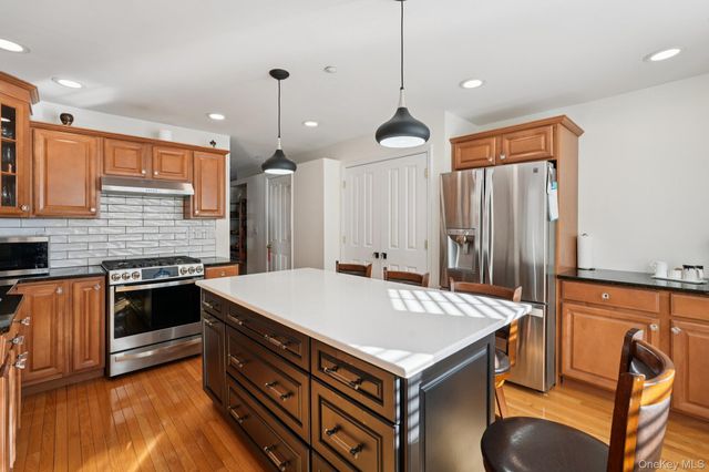 3 Bridge Lane, Haverstraw, NY 10927