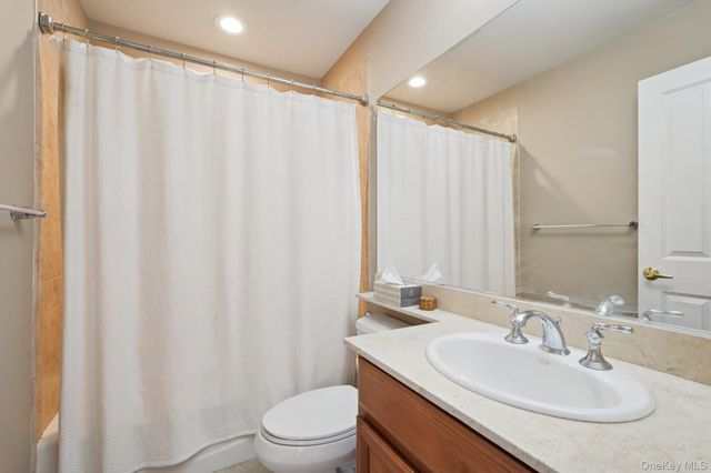 3 Bridge Lane, Haverstraw, NY 10927