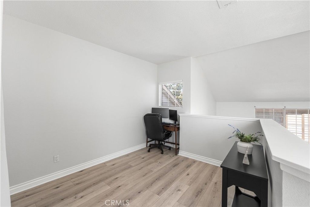 Image 13 of property listing at 11150 Glenoaks 38, Pacoima, CA 91331