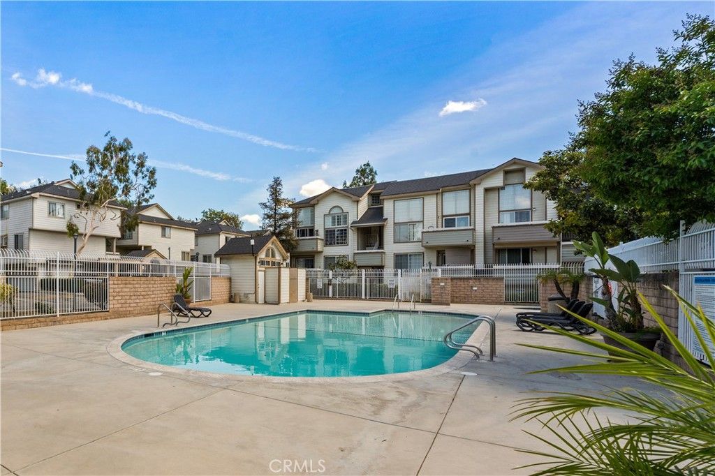 Image 18 of property listing at 11150 Glenoaks 38, Pacoima, CA 91331