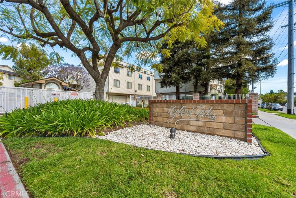 Image 24 of property listing at 11150 Glenoaks 38, Pacoima, CA 91331