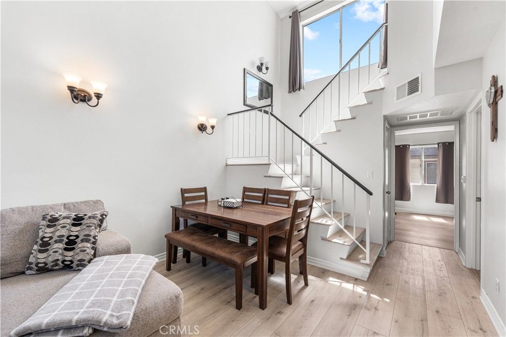 Image 6 of property listing at 11150 Glenoaks 38, Pacoima, CA 91331