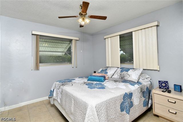 2201 Croton CT, Lehigh Acres, FL 33936