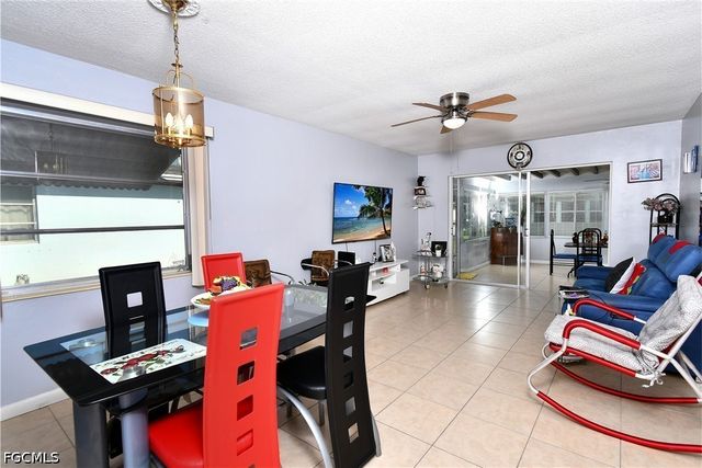 2201 Croton CT, Lehigh Acres, FL 33936