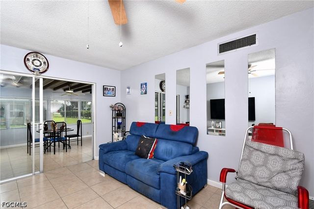 2201 Croton CT, Lehigh Acres, FL 33936