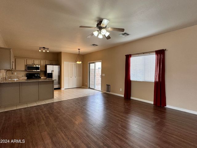 2300 E MAGMA Road 83, San Tan Valley, AZ 85143