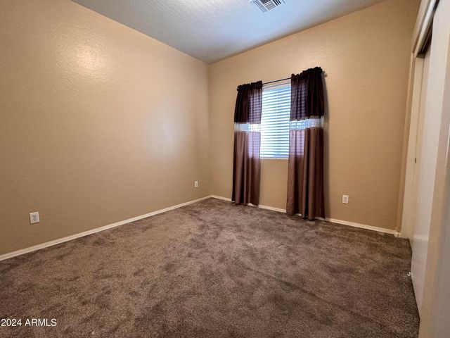 2300 E MAGMA Road 83, San Tan Valley, AZ 85143