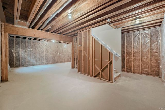 1010 Arthur Heights Drive, Fort Wayne, IN 46818