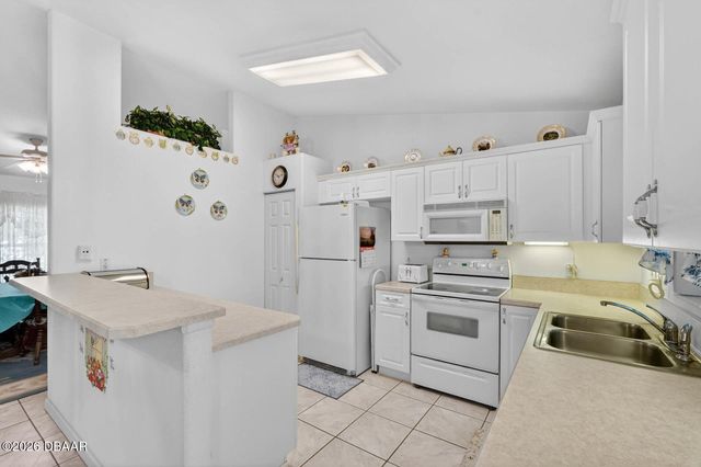 80 Roxboro Drive, Palm Coast, FL 32164